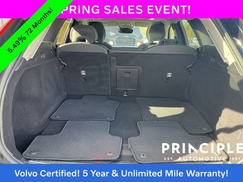 Certified 2024 Volvo XC60 B5 Plus AWD/4WD image 14