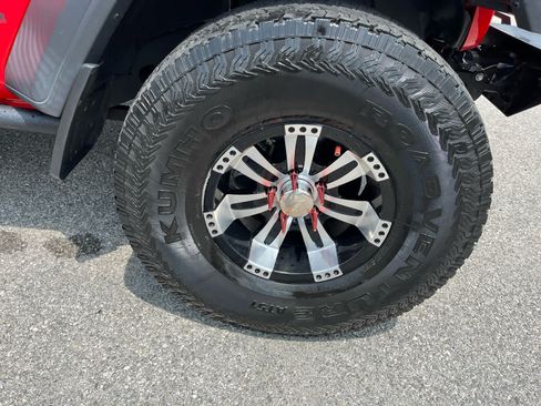 Used 2019 Jeep Wrangler Unlimited Sport AWD/4WD image 39