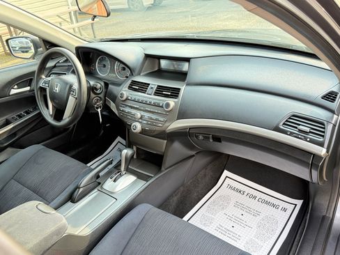 Used 2012 Honda Accord LX image 35