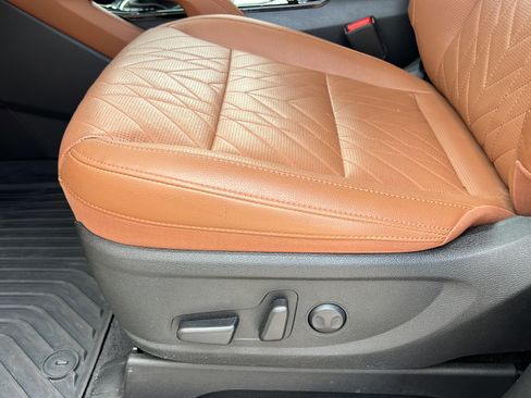 Certified 2025 Kia Telluride EX X-Line AWD/4WD image 14