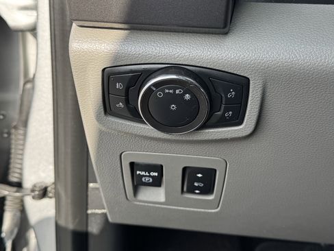 Used 2020 Ford F150 XLT w/ Equipment Group 302A Luxury image 29