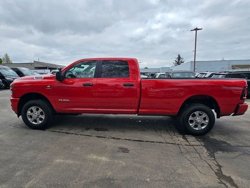 New 2026 RAM 3500 Big Horn AWD/4WD image 4