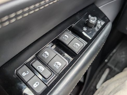 Used 2024 Jeep Grand Wagoneer L Series II w/ Quick Order Packagew 28T image 50