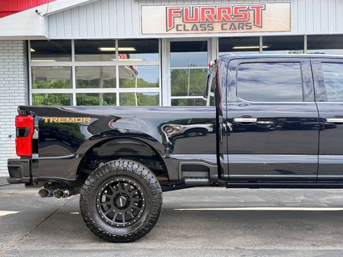 Used 2024 Ford F250 Platinum w/ Tremor Off-Road Package AWD/4WD image 11