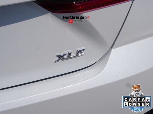 Used 2025 Toyota Camry XLE FWD image 11