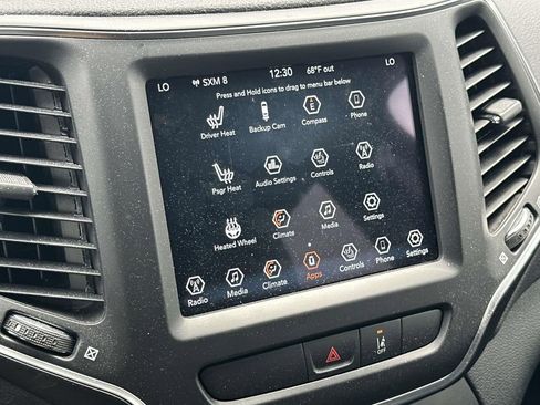 Used 2022 Jeep Cherokee Latitude Lux image 24