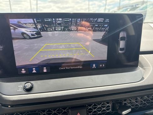 Used 2025 Honda Accord EX-L image 10