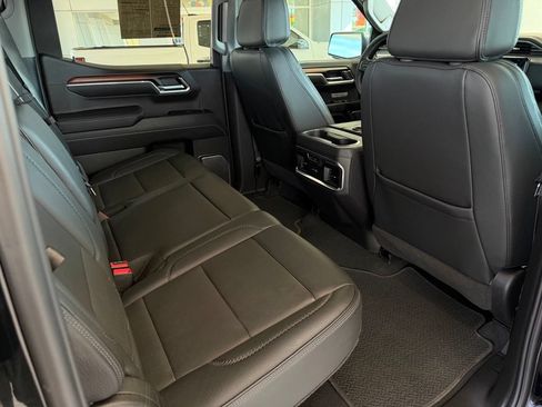 Used 2025 GMC Sierra 1500 Denali w/ Denali Reserve Package AWD/4WD image 18