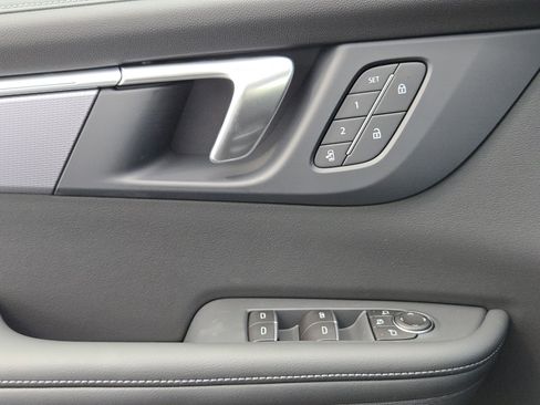 New 2026 Buick Enclave Sport Touring w/ Power Package image 17