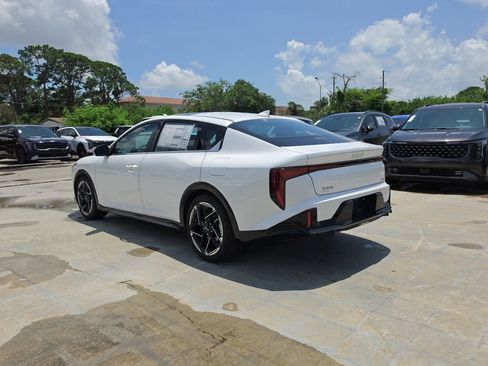 New 2026 Kia K4 GT-Line Turbo w/ GT-Line Sunroof Package FWD image 6