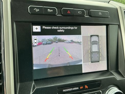 Used 2019 Ford F150 Lariat w/ Equipment Group 502A Luxury AWD/4WD image 25