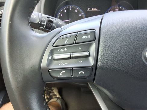 Used 2021 Hyundai Kona SEL Plus FWD image 27