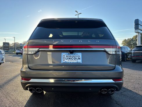 Certified 2024 Lincoln Aviator Reserve w/ Elements Package Plus image 6