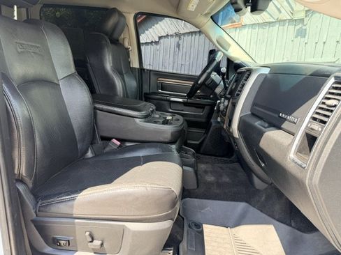 Used 2015 RAM 2500 Laramie AWD/4WD image 18