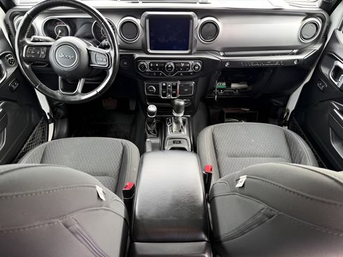 Used 2021 Jeep Wrangler Unlimited Sport AWD/4WD image 12