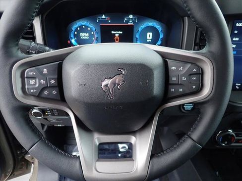 New 2026 Ford Bronco Badlands AWD/4WD image 13