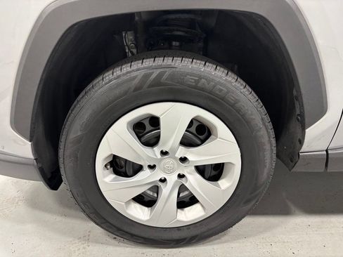Used 2025 Toyota RAV4 LE AWD/4WD image 60