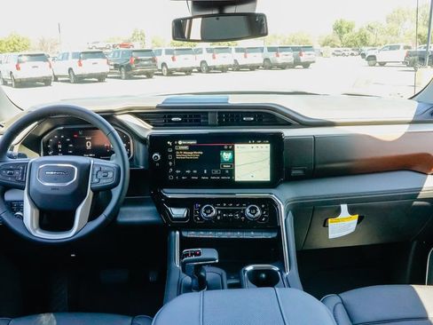 New 2026 GMC Sierra 1500 Denali AWD/4WD image 13