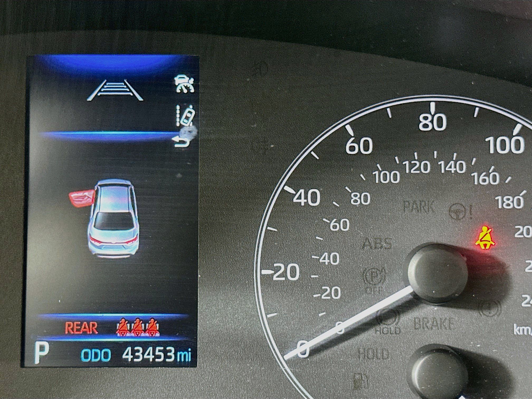 Used 2025 Toyota Corolla LE FWD image 18