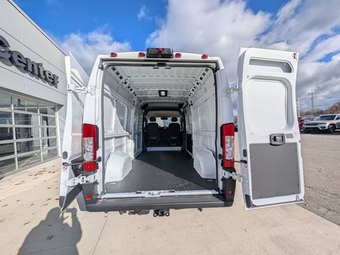 New 2026 RAM ProMaster 2500 w/ Convenience Group image 12
