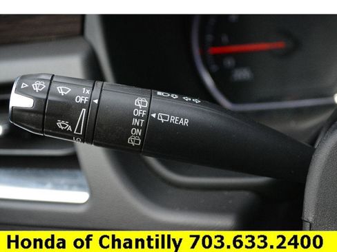 Used 2021 Chevrolet Suburban Z71 image 22