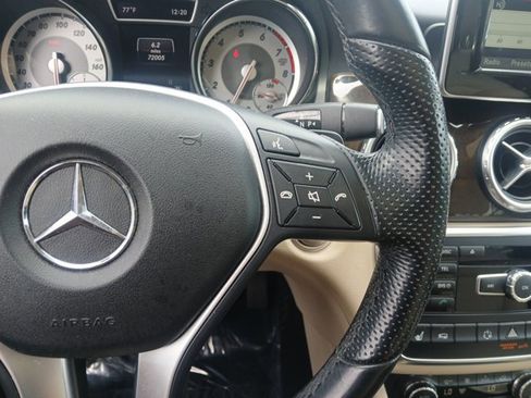 Used 2015 Mercedes-Benz GLA 250 4MATIC image 17