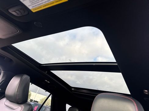 Used 2025 Ford Explorer ST-Line w/ Premium Package image 20