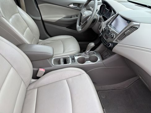 Used 2016 Chevrolet Cruze Premier FWD image 65