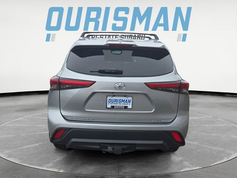 Used 2021 Toyota Highlander XLE image 5