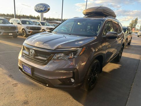 Used 2021 Honda Pilot Special Edition image 3