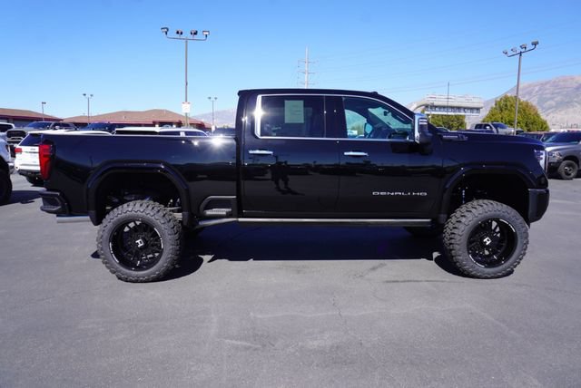 Used 2026 GMC Sierra 3500 Denali Ultimate AWD/4WD image 17