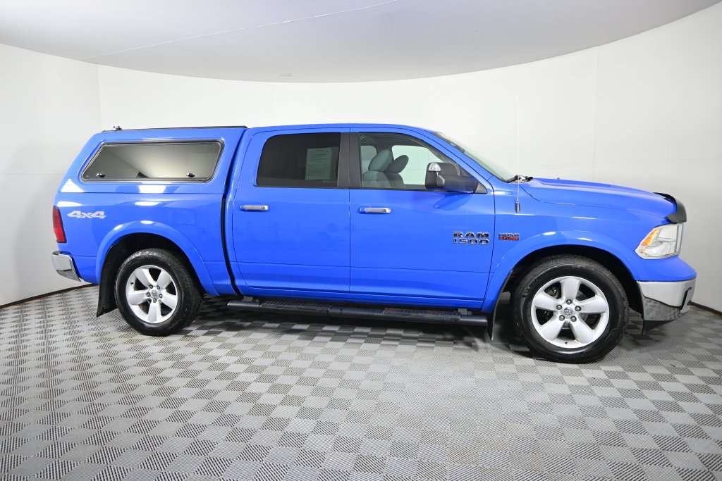 Used 2018 RAM 1500 SLT AWD/4WD image 10