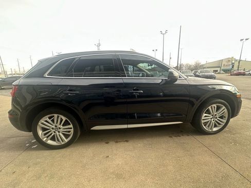 Used 2018 Audi Q5 2.0T Premium Plus w/ Premium Plus Package image 9