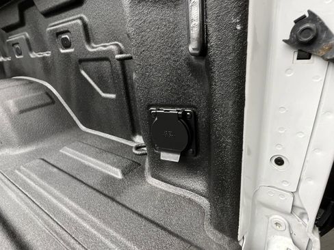 Certified 2024 GMC Sierra 2500 AT4 w/ AT4 Preferred Package image 37