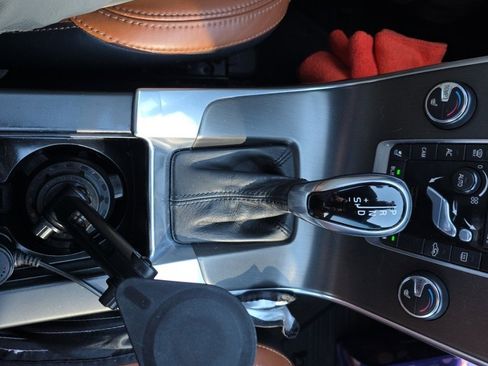 Used 2015 Volvo V60 T5 Platinum image 12