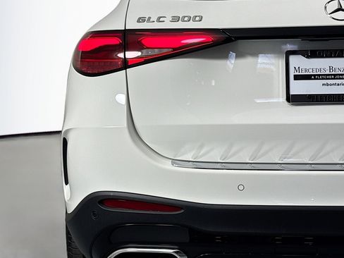 New 2026 Mercedes-Benz GLC 300 image 14