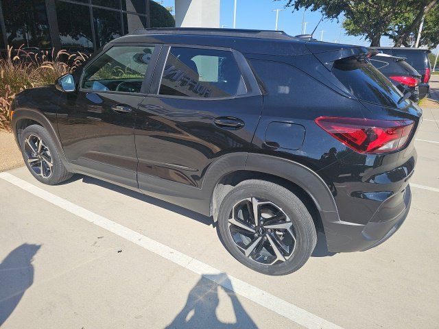 Used 2022 Chevrolet TrailBlazer RS FWD image 4
