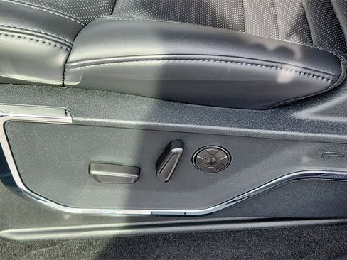 New 2026 Ford F250 Platinum image 12