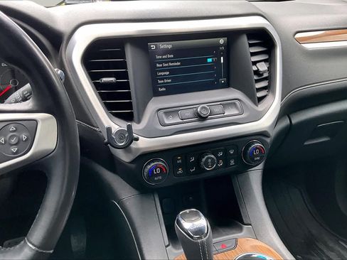 Used 2019 GMC Acadia SLE FWD image 7