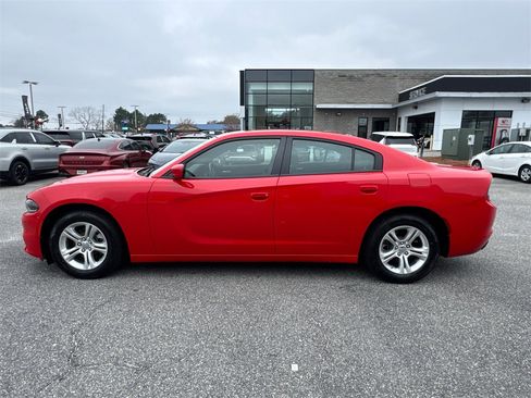 Used 2022 Dodge Charger SXT image 6
