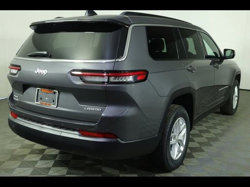 New 2025 Jeep Grand Cherokee L Laredo w/ Luxury Tech Group I image 15