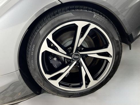 Used 2022 Audi e-tron GT Premium Plus w/ Performance Package image 30