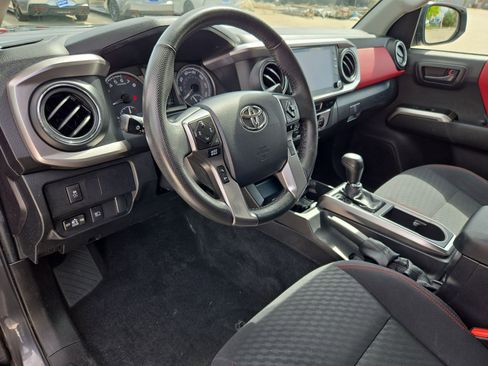 Used 2023 Toyota Tacoma SR5 AWD/4WD image 13