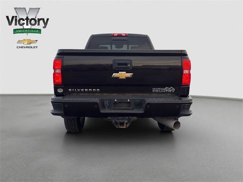 Used 2019 Chevrolet Silverado 2500 High Country image 5