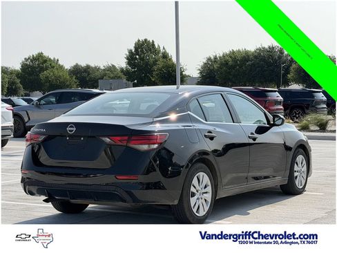 Used 2025 Nissan Sentra S FWD image 4