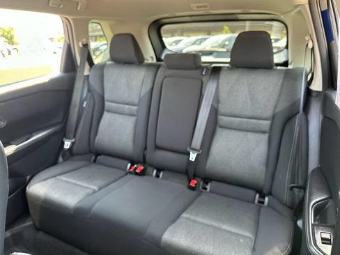 Used 2024 Nissan Rogue SV AWD/4WD image 26