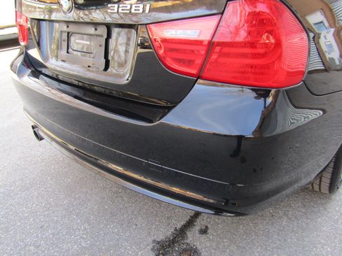 Used 2011 BMW 328i xDrive Sedan image 12