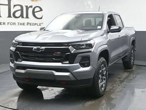 Used 2026 Chevrolet Colorado Z71 w/ Technology Package AWD/4WD image 7