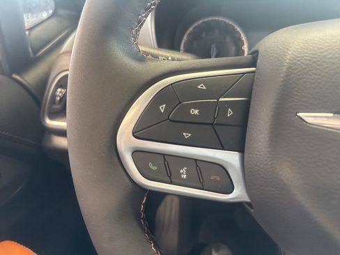 New 2026 Chrysler Pacifica Pinnacle image 22