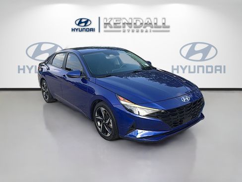 Used 2023 Hyundai Elantra SEL w/ Convenience Package FWD image 1